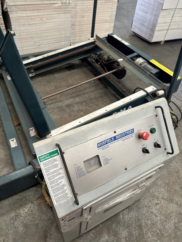 Norfield Vertical Door Loader